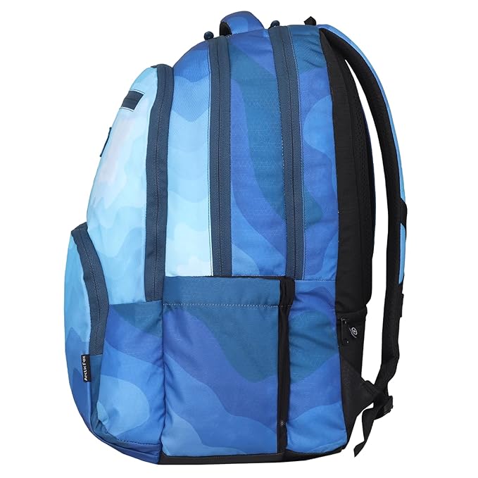 Arctic Fox Squash Black Laptop Backpack